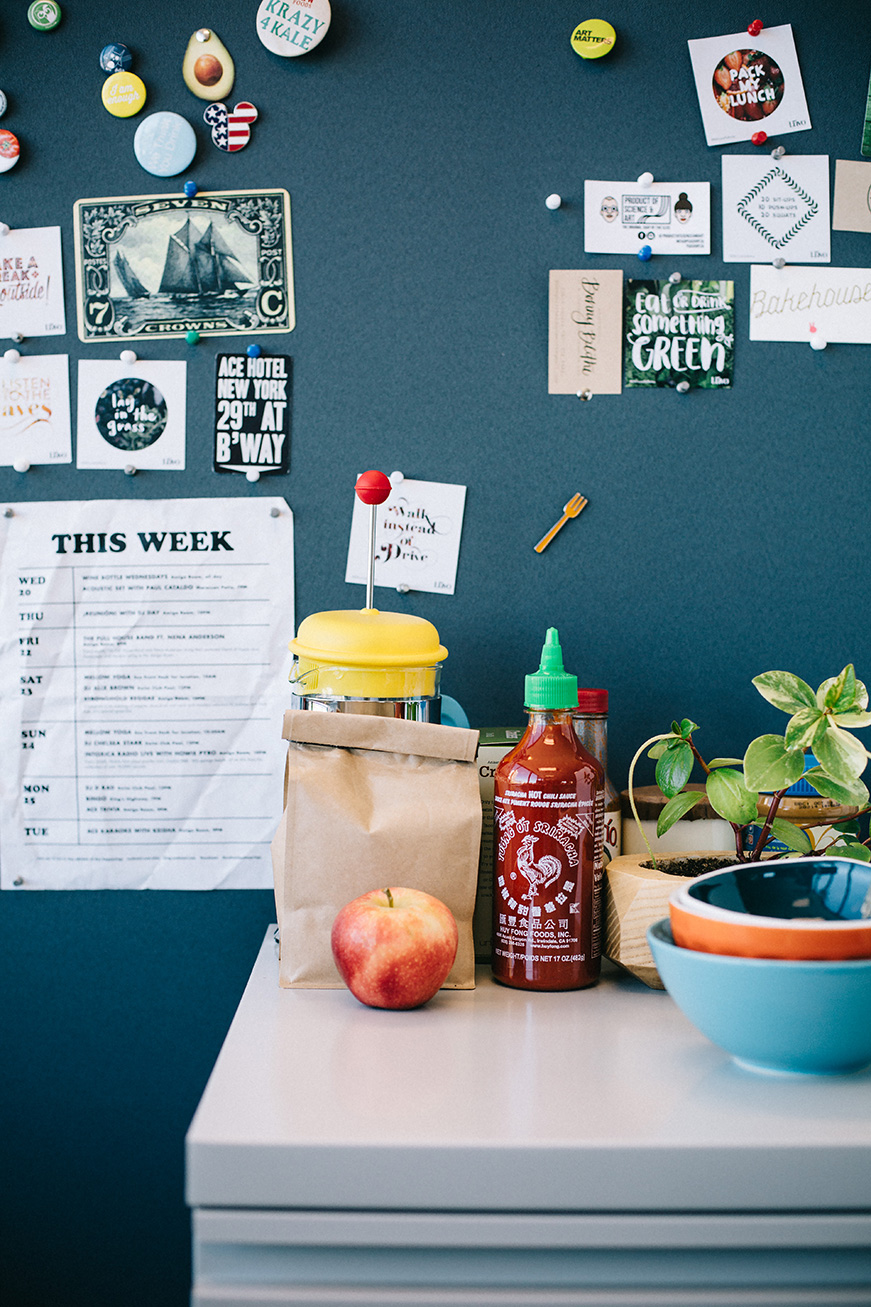 How to build the ULTIMATE desk pantry via @Luvoinc